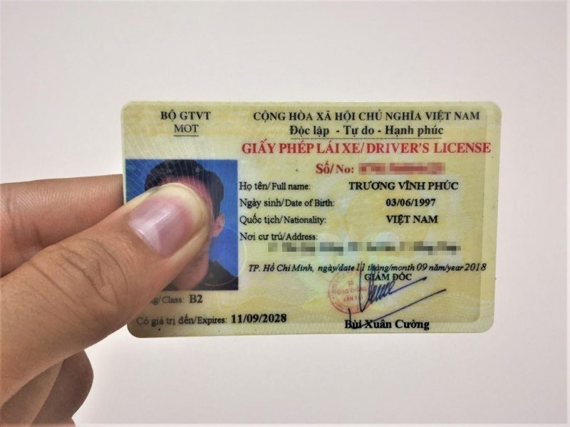 mat bang lai xe o to phai lam sao anh dai dien